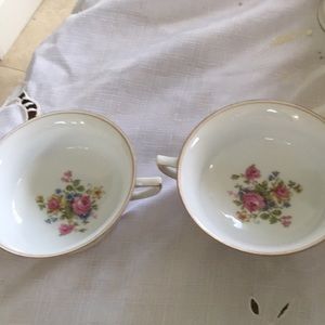 Gold castle large soup cup